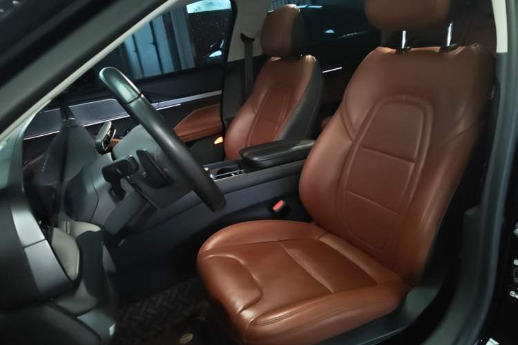 Used Lincoln Z 2024 2.0T Prestige Edition Left Front Seat