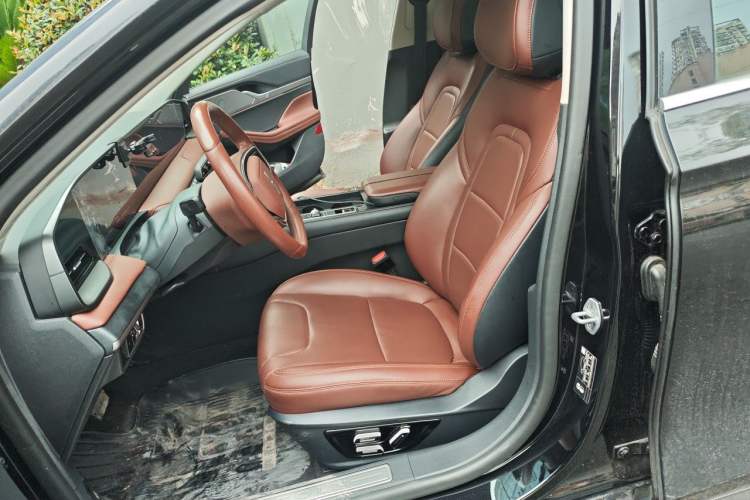 Used Lincoln Z 2024 2.0T Two-Wheel Drive Luxury Hybrid Version Left Front Seat