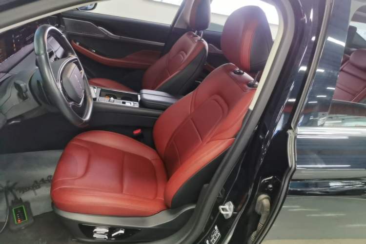 Used Lincoln Z 2024 2.0T Prestige Edition Left Front Seat