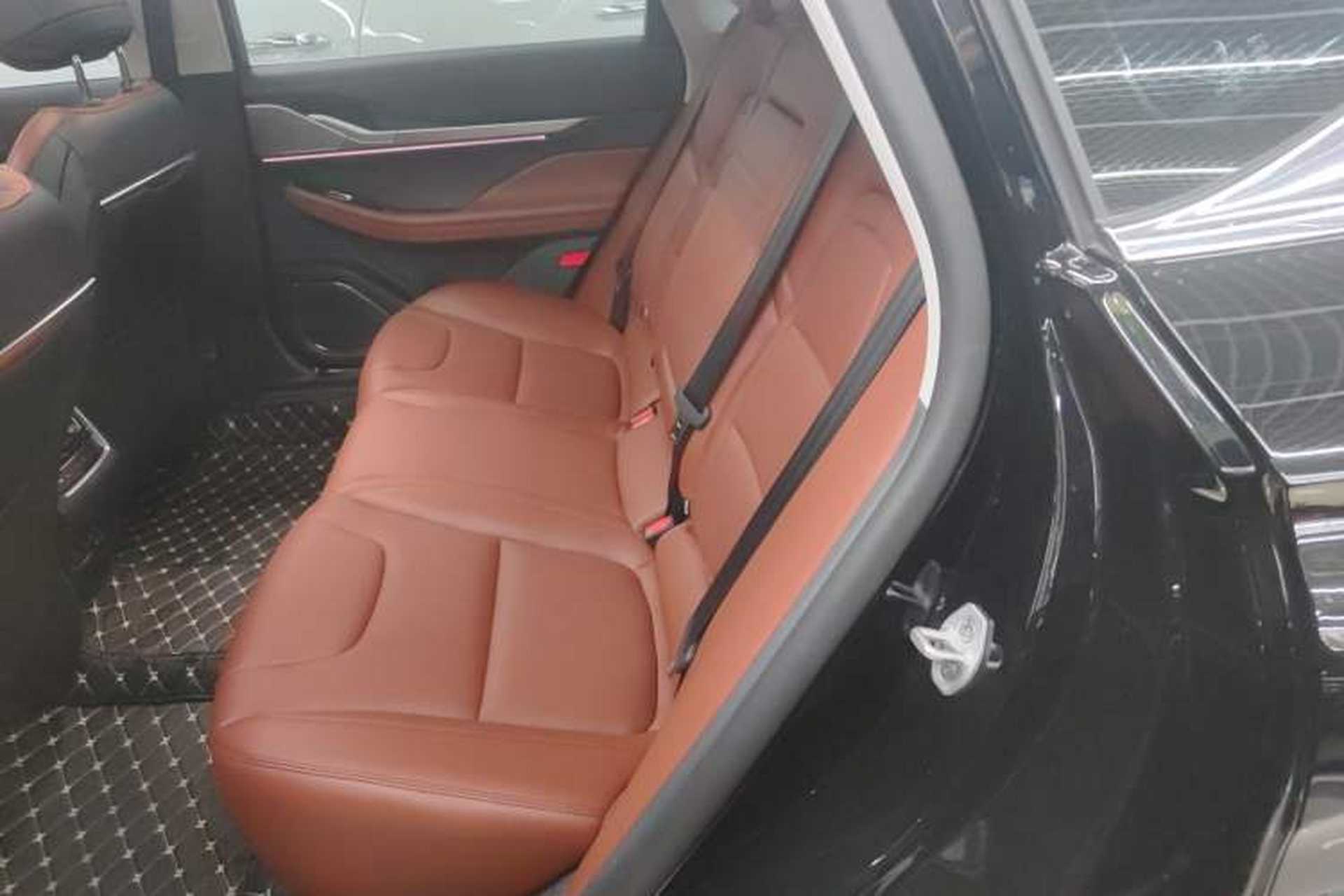 Used Lincoln Z 2024 2.0T Prestige Edition Left Rear Seat