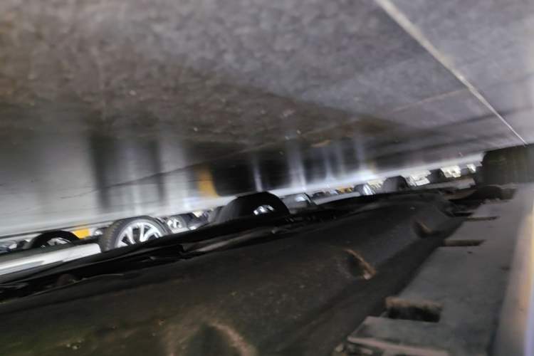 Used Lincoln Z 2024 2.0T Two-Wheel Drive Luxury Hybrid Version Left Side Sill