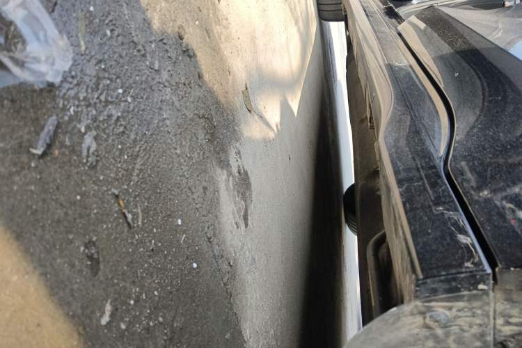 Used Lincoln Z 2024 2.0T Prestige Edition Left Side Sill