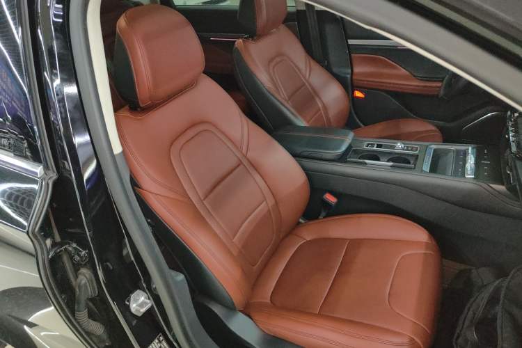Used Lincoln Z 2024 2.0T Prestige Edition Right Front Seat