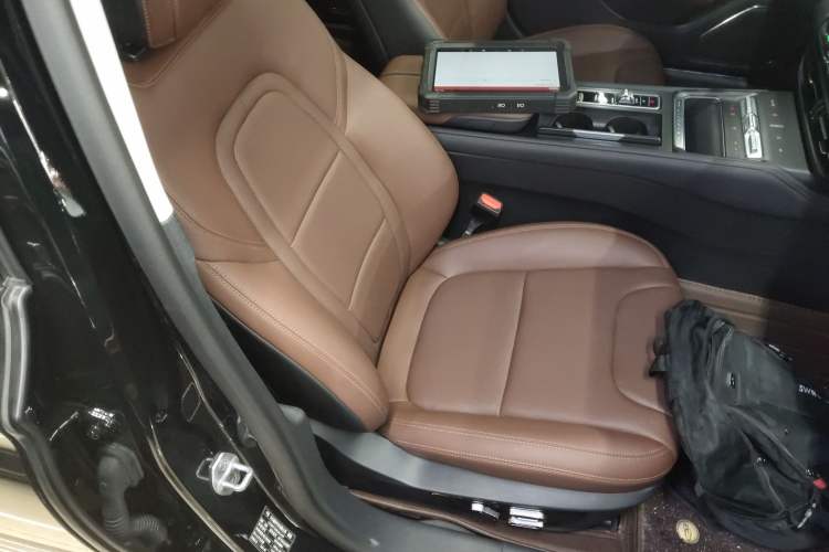 Used Lincoln Z 2024 2.0T Two-Wheel Drive Luxury Hybrid Version Right Front Seat