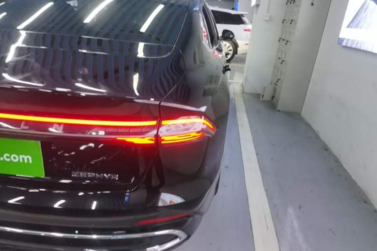Used Lincoln Z 2024 2.0T Prestige Edition Right Rear Taillight