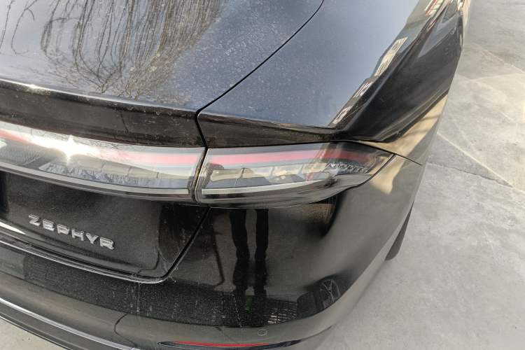 Used Lincoln Z 2024 2.0T Prestige Edition Right Rear Taillight