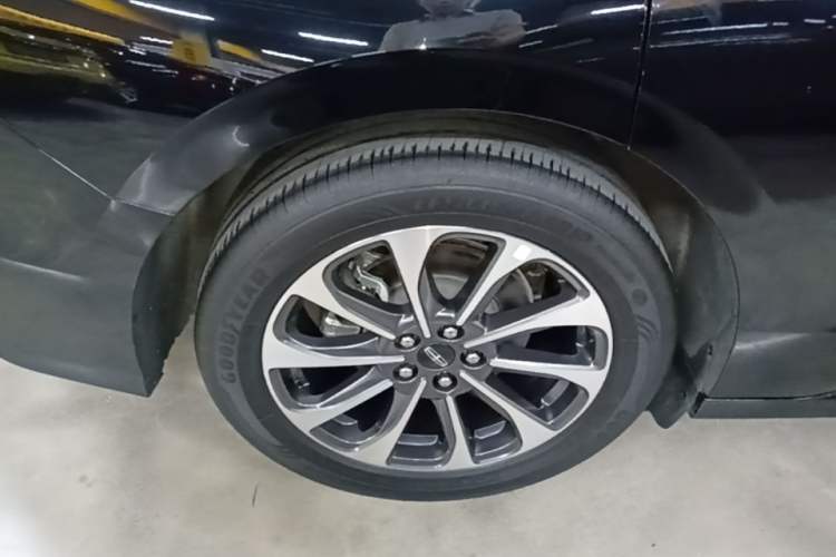 Used Lincoln Z 2024 2.0T Prestige Edition Right Rear Wheel Hub