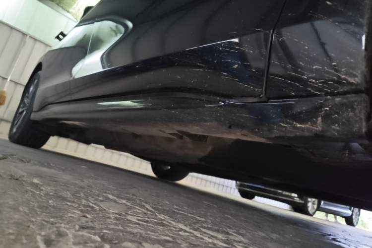 Used Lincoln Z 2024 2.0T Prestige Edition Right Side Sill