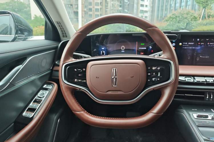 Used Lincoln Z 2024 2.0T Two-Wheel Drive Luxury Hybrid Version Steering Wheel