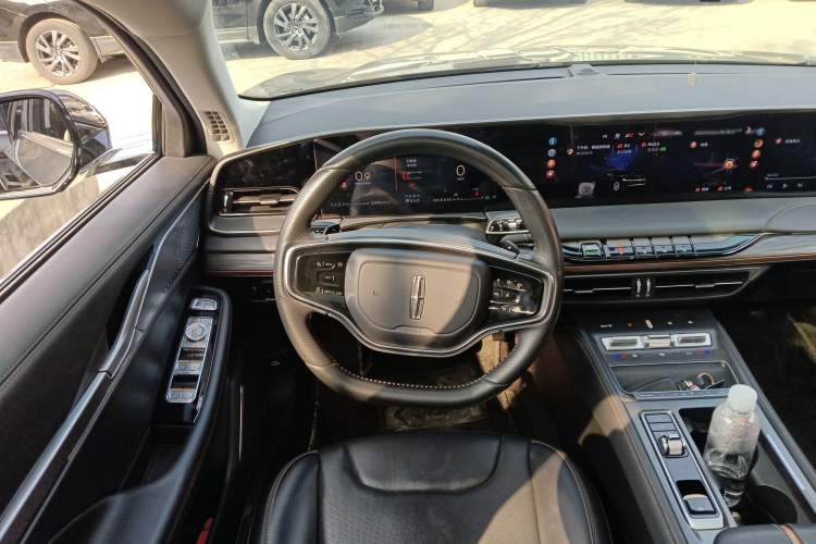 Used Lincoln Z 2024 2.0T Prestige Edition Steering Wheel