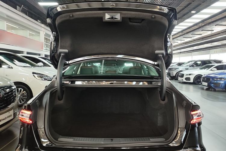 Used Lincoln Z 2024 2.0T Two-Wheel Drive Luxury Hybrid Version Trunk