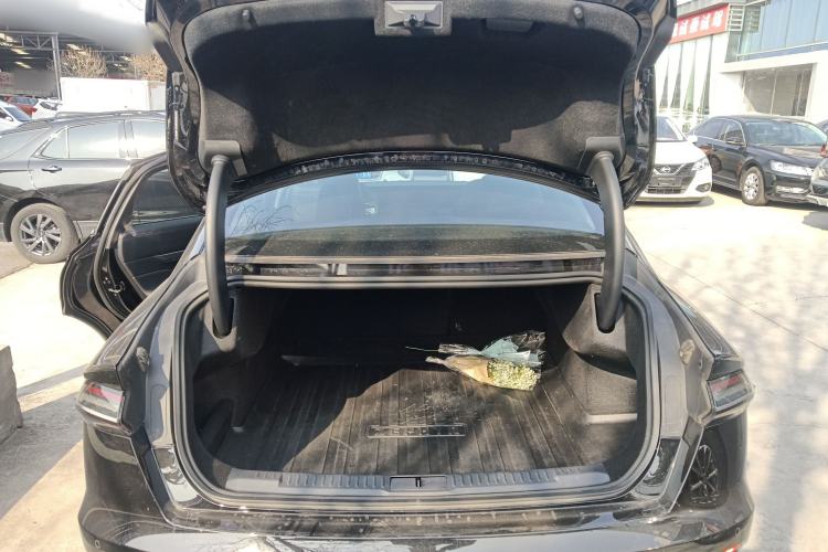 Used Lincoln Z 2024 2.0T Prestige Edition Trunk
