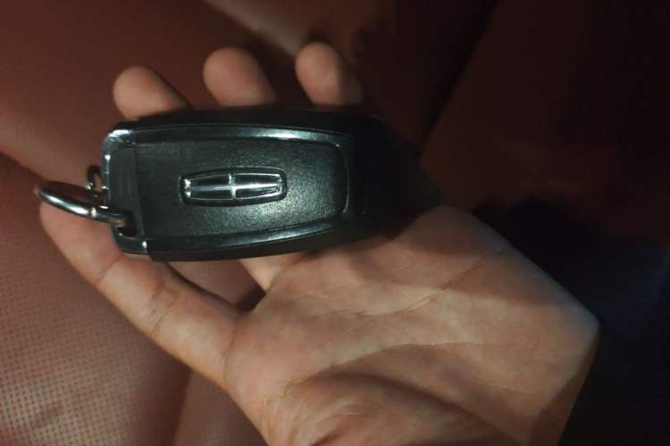 Used Lincoln Z 2024 2.0T Luxury Edition Vehicle Key
