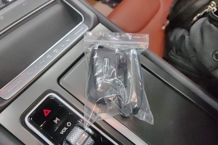 Used Lincoln Z 2024 2.0T Prestige Edition Vehicle Key