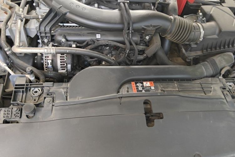 Used Lincoln Z 2024 2.0T Prestige Edition Engine Bay