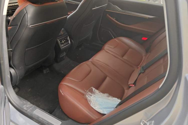 Used Lincoln Z 2024 2.0T Prestige Edition Left Rear Seat