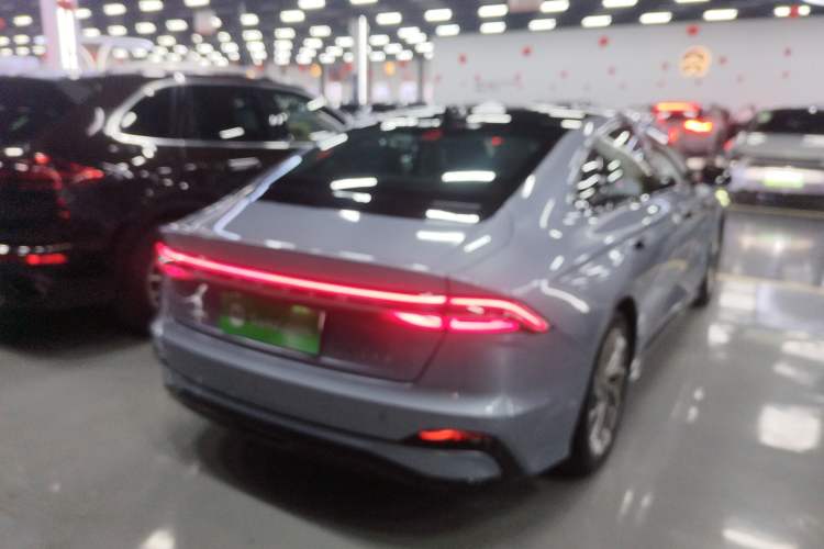 Used Lincoln Z 2024 2.0T Two-Wheel Drive Luxury Hybrid Version Rear Right 45 Deg