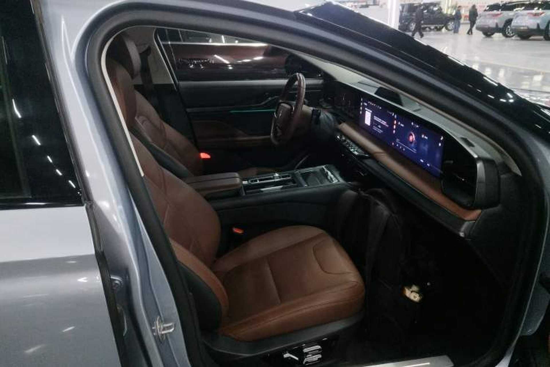 Used Lincoln Z 2024 2.0T Two-Wheel Drive Luxury Hybrid Version Right Front Seat