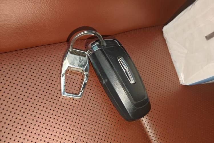 Used Lincoln Z 2024 2.0T Prestige Edition Vehicle Key