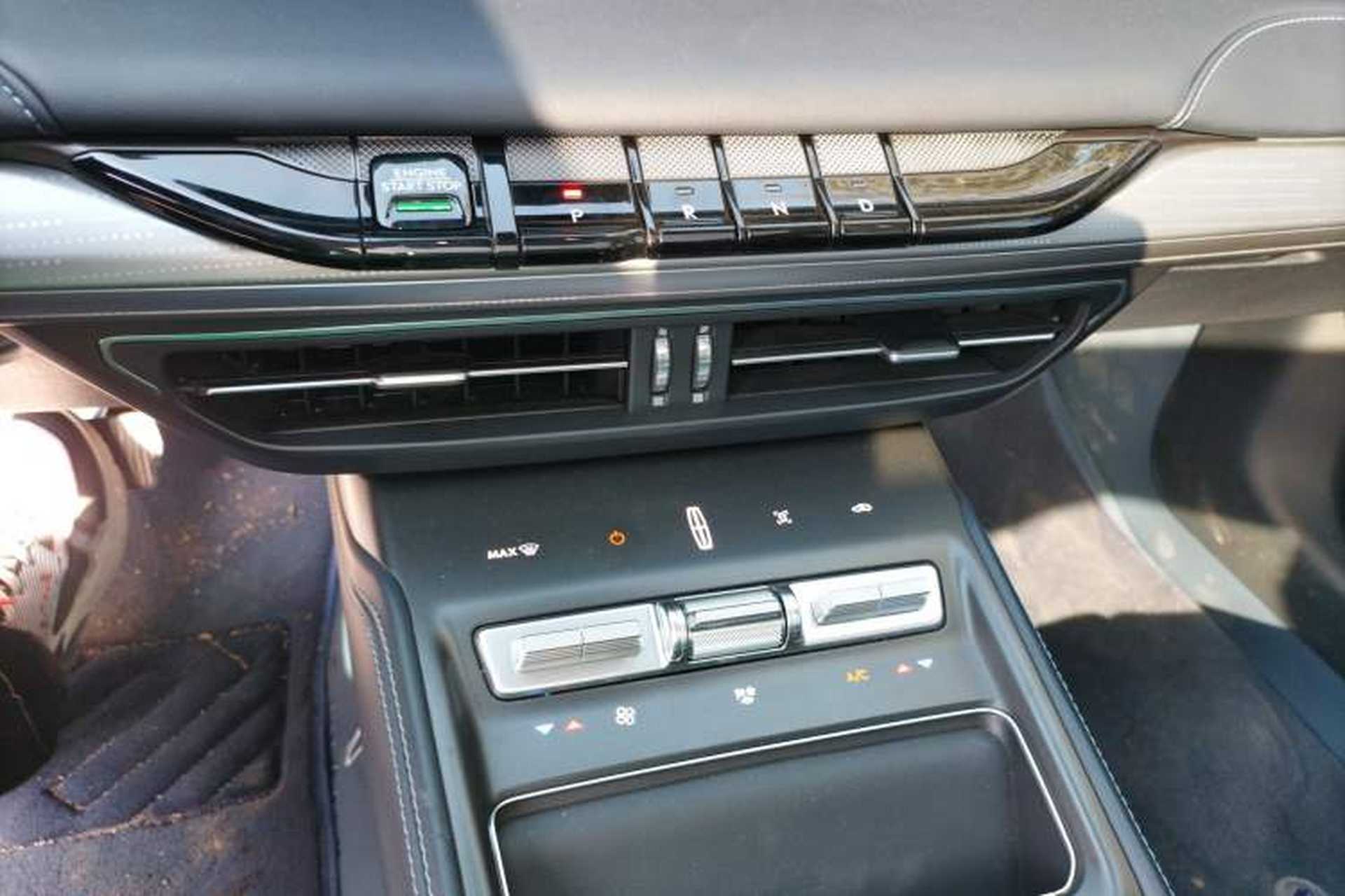 Used Lincoln Z 2024 2.0T Two-Wheel Drive Prestige Hybrid Version Gear Lever