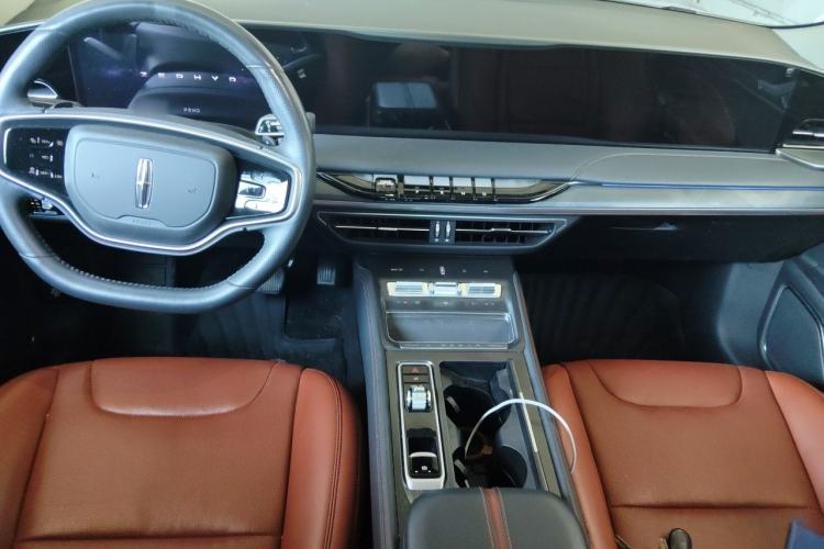 Used Lincoln Z 2024 2.0T Prestige Edition Center Console