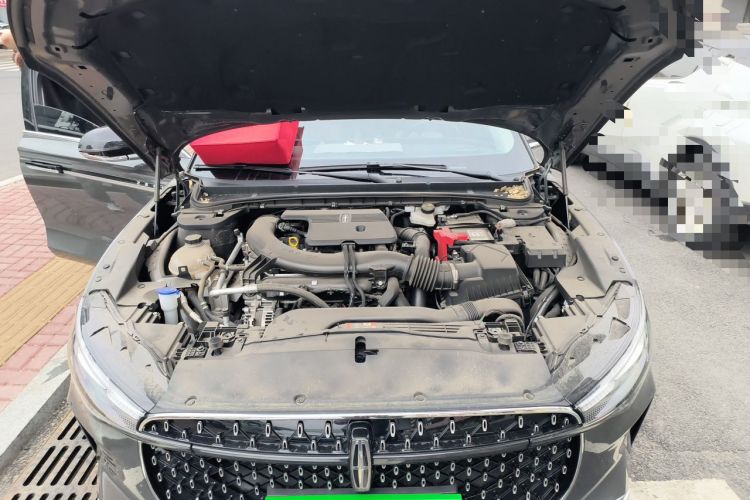Used Lincoln Z 2024 2.0T Prestige Edition Engine Bay