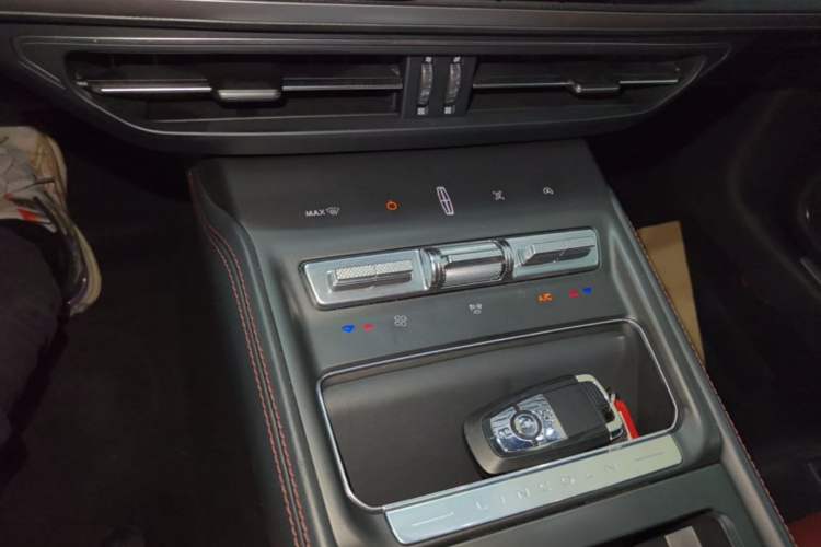 Used Lincoln Z 2024 2.0T Prestige Edition Gear Lever