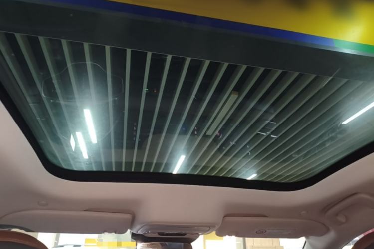 Used Lincoln Z 2024 2.0T Two-Wheel Drive Luxury Hybrid Version Headliner
