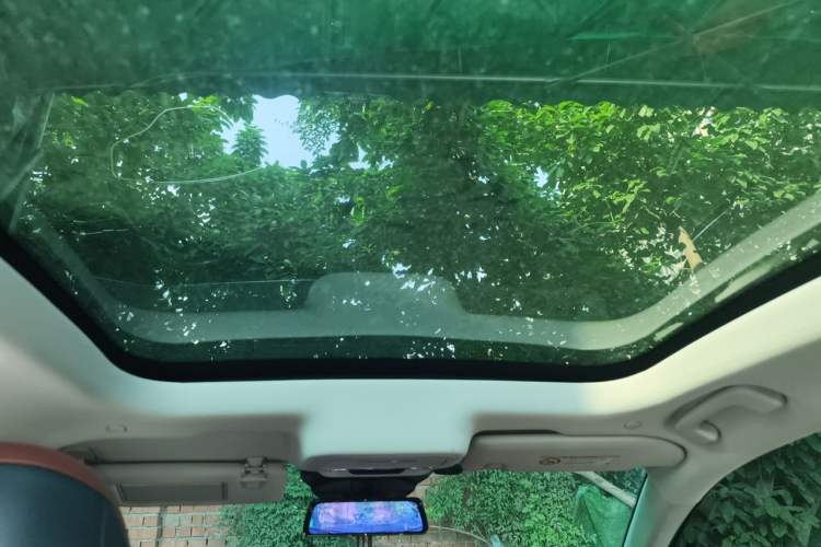 Used Lincoln Z 2024 2.0T Prestige Edition Headliner