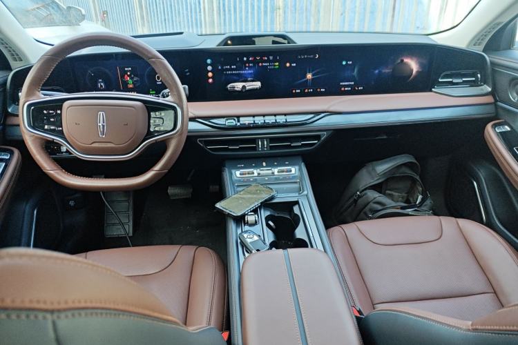 Used Lincoln Z 2024 2.0T Two-Wheel Drive Luxury Hybrid Version Interior 2