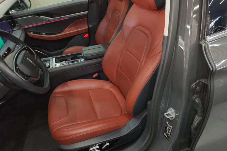 Used Lincoln Z 2024 2.0T Prestige Edition Left Front Seat