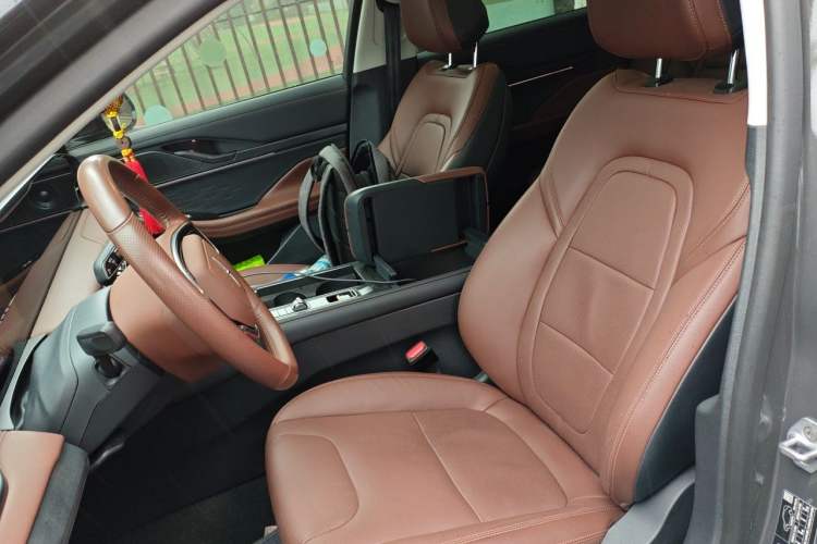 Used Lincoln Z 2024 2.0T Two-Wheel Drive Luxury Hybrid Version Left Front Seat