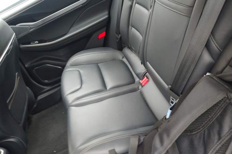 Used Lincoln Z 2024 2.0T Prestige Edition Left Rear Seat