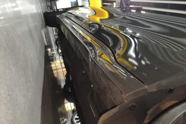 Used Lincoln Z 2024 2.0T Two-Wheel Drive Luxury Hybrid Version Left Side Sill