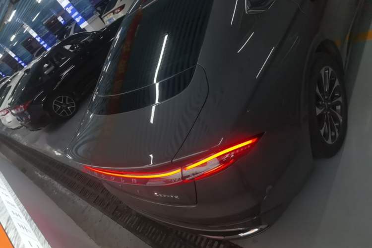 Used Lincoln Z 2024 2.0T Prestige Edition Rear