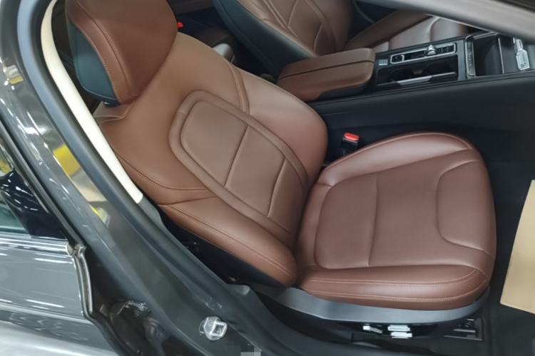 Used Lincoln Z 2024 2.0T Two-Wheel Drive Luxury Hybrid Version Right Front Seat