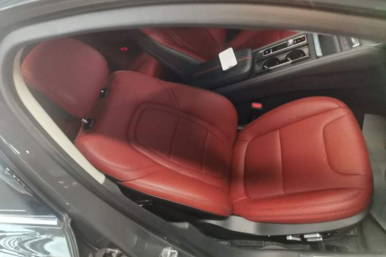 Used Lincoln Z 2024 2.0T Prestige Edition Right Front Seat