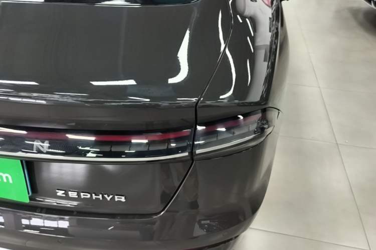 Used Lincoln Z 2024 2.0T Prestige Edition Right Rear Taillight