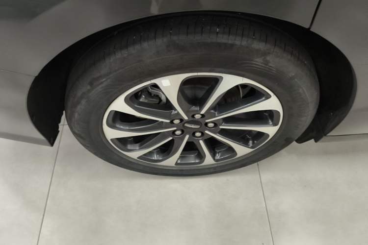 Used Lincoln Z 2024 2.0T Prestige Edition Right Rear Wheel Hub