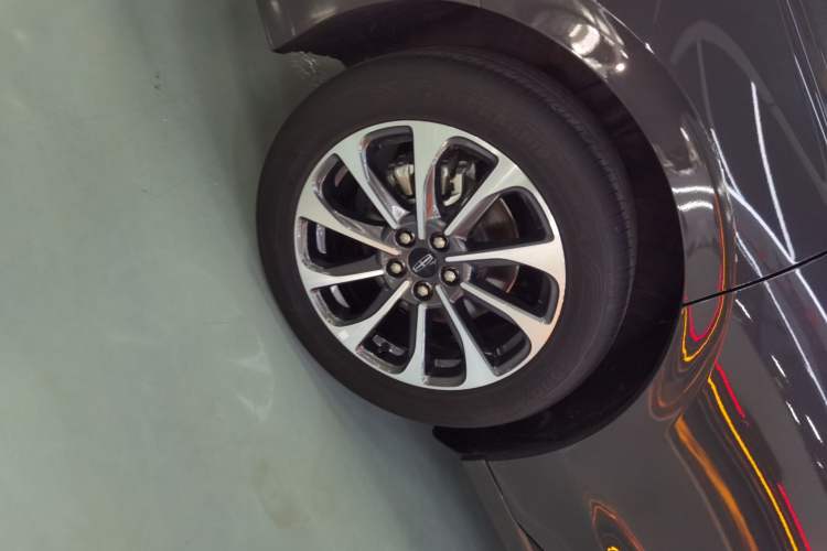 Used Lincoln Z 2024 2.0T Prestige Edition Right Rear Wheel Hub