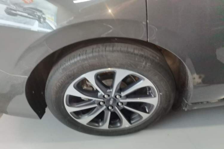 Used Lincoln Z 2024 2.0T Prestige Edition Right Rear Wheel Hub