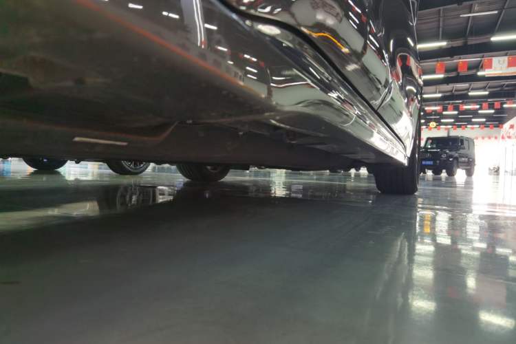 Used Lincoln Z 2024 2.0T Prestige Edition Right Side Sill