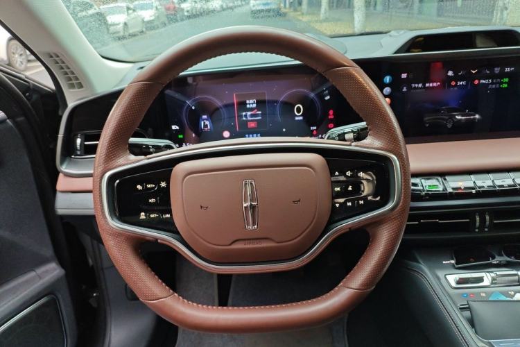 Used Lincoln Z 2024 2.0T Two-Wheel Drive Luxury Hybrid Version Steering Wheel