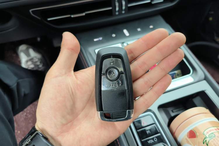 Used Lincoln Z 2024 2.0T Prestige Edition Vehicle Key