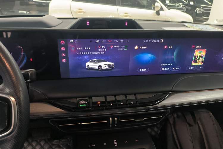 Used Lincoln Z 2024 2.0T Two-Wheel Drive Prestige Hybrid Version Audio And AC Panel