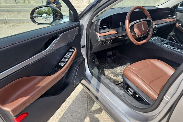 Used Lincoln Z 2024 2.0T Two-Wheel Drive Luxury Hybrid Version Driver Seat