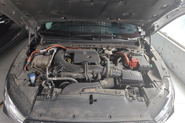 Used Lincoln Z 2024 2.0T Two-Wheel Drive Luxury Hybrid Version Engine Bay