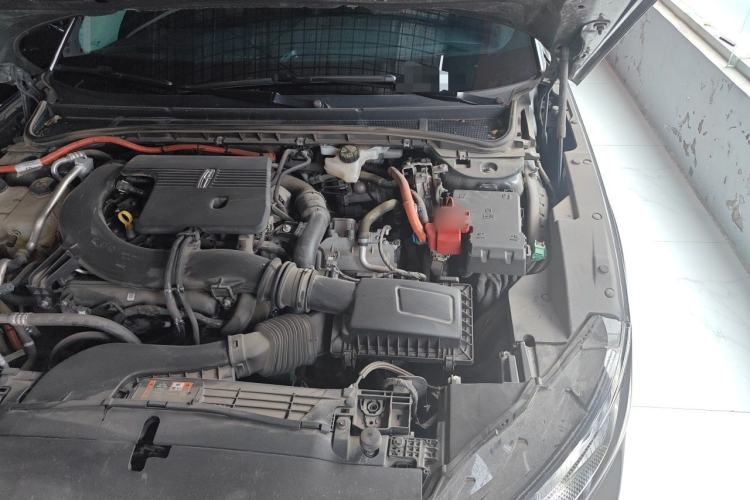 Used Lincoln Z 2024 2.0T Two-Wheel Drive Luxury Hybrid Version Engine Bay Left