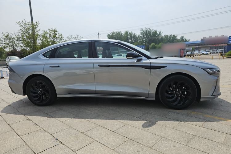 Used Lincoln Z 2024 2.0T Two-Wheel Drive Luxury Hybrid Version Exterior 2