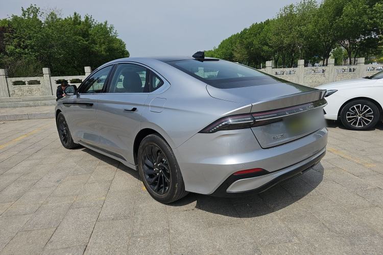 Used Lincoln Z 2024 2.0T Two-Wheel Drive Luxury Hybrid Version Exterior 3